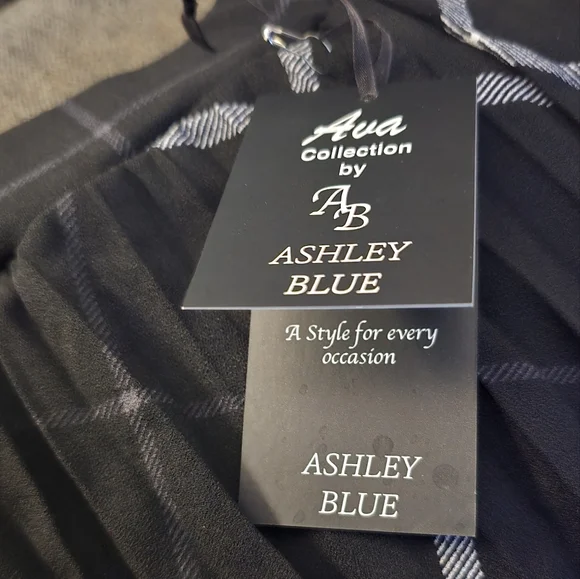 Pleated Black and White Plaid Skirt. 1XL - Picture 6 of 7